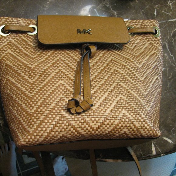 Michael Kors handbag "June Acorn/Butternut - Picture 1 of 4